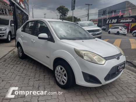 FIESTA 1.6 Rocam SE Sedan 8V