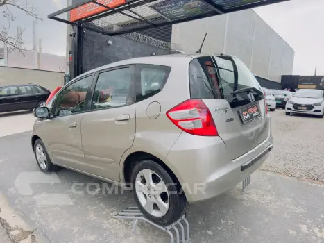 Fit 1.4 16V 4P LX FLEX