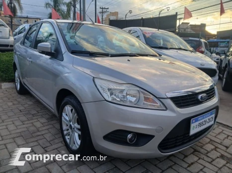FOCUS SEDAN - 2.0 GLX SEDAN 16V 4P MANUAL