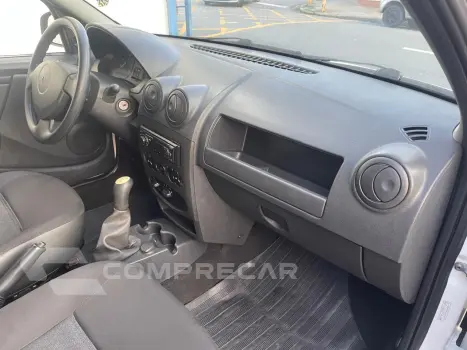 LOGAN 1.0 12V SCE Expression