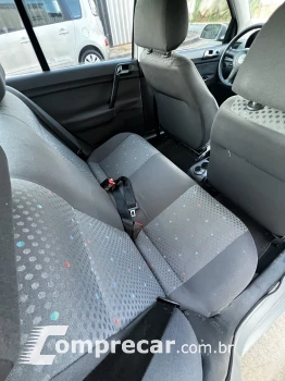 POLO SEDAN 1.6 8V
