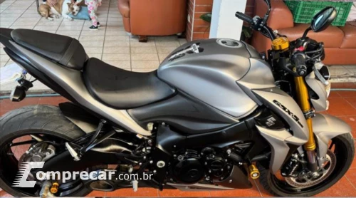 GSX S-1000