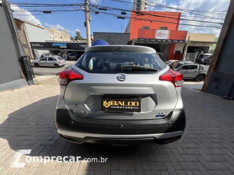KICKS SL 1.6 16V FlexStar 5p Aut.