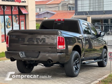 RAM 5.7 1500 Laramie 4X4 CD V8