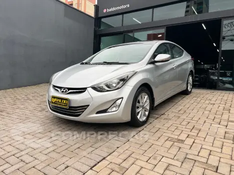 Hyundai Elantra GLS 2.0 16V Flex Aut. 4 portas