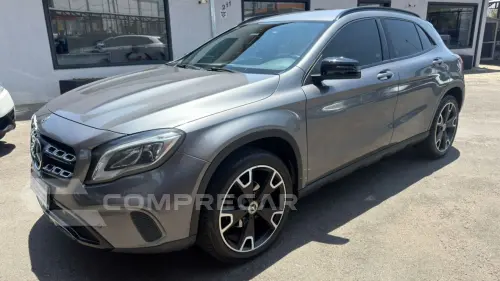 Mercedes-Benz GLA 200 1.6 16V 4P FLEX CGI NIGHT TURBO AUTOMÁTICO 4 portas