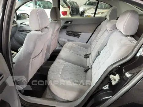 VECTRA 2.0 MPFI Elegance 8V