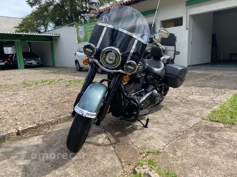 HARLEY-DAVIDSON Heritage Classic 114