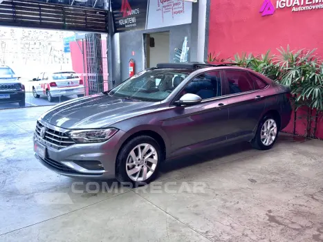 Volkswagen JETTA 1.4 250 TSI TOTAL FLEX COMFORTLINE TIPTRONIC 4 portas