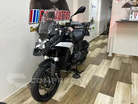 R 1300 GS TRIPLE BLACK