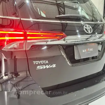 Hilux SW4 SRV 4x2 2.7 Flex 16V Aut.