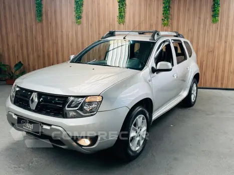 Renault DUSTER 2.0 16V Dynamique 4 portas