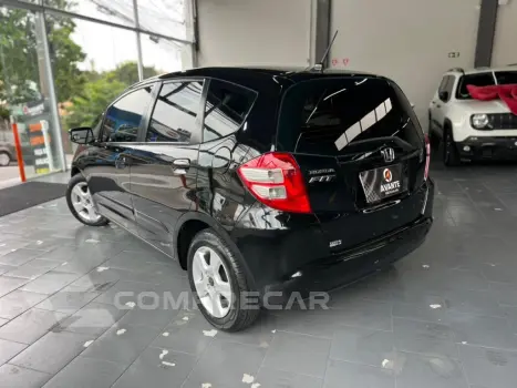 FIT 1.4 LX 16V FLEX 4P AUTOMÁTICO