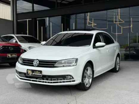 JETTA 2.0 TSI HIGHLINE 211CV GASOLINA 4P TIPTRONIC