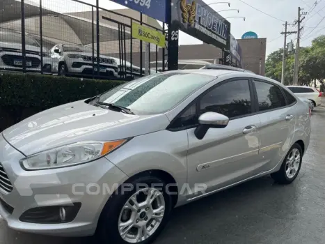 FORD FIESTA 1.6 SE Plus Sedan 16V 4 portas