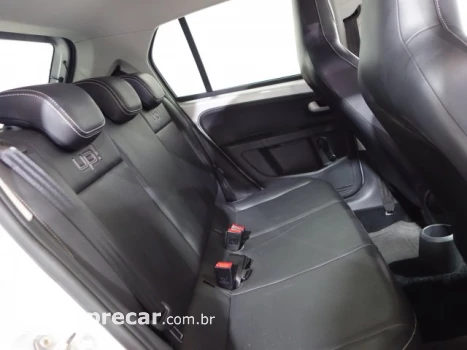 UP - 1.0 TSI HIGH UP 12V 4P MANUAL