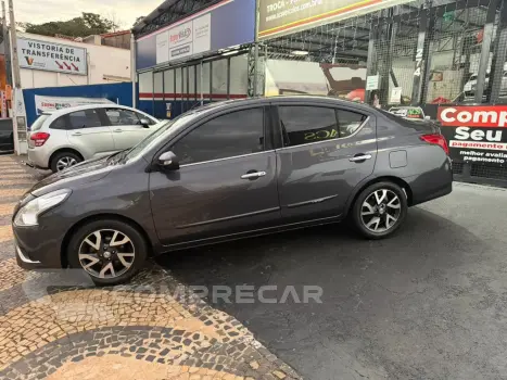 VERSA UNIQUE 1.6 16V FlexStart 4p Aut.