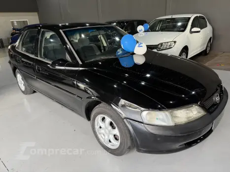 VECTRA 2.2 SFI GLS 16V GASOLINA 4P MANUAL