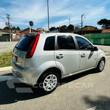 FIESTA 1.6 MPI Class Hatch 8V