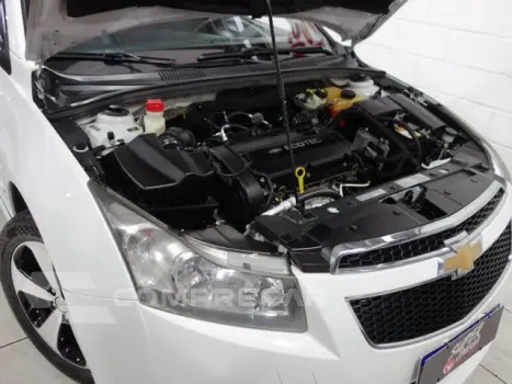 CRUZE HATCH - 1.8 LT SPORT6 16V 4P MANUAL