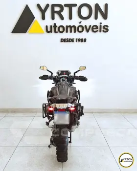 R 1250 GS TRIPLE BLACK