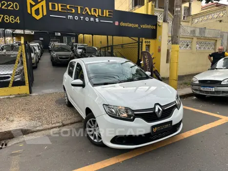 Renault SANDERO Expression Hi-Power 1.6 8V 5p 4 portas