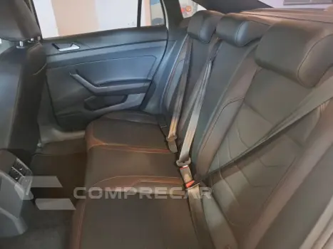 Virtus 1.0 4P 200 TSI FLEX HIGHLINE AUTOMÁTICO