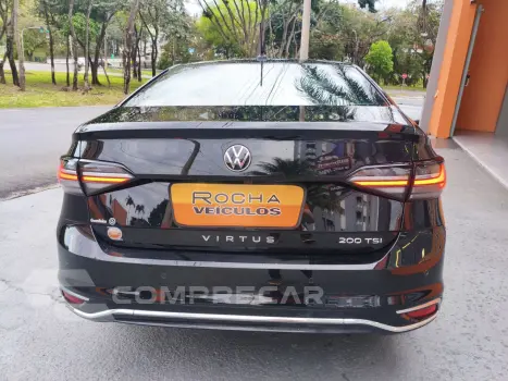 Virtus 1.0 4P 200 TSI FLEX HIGHLINE AUTOMÁTICO