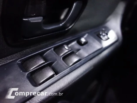PAJERO TR4 - 2.0 4X2 16V 140CV 4P MANUAL