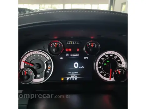 CLASSIC 5.7 V8 GASOLINA LARAMIE NIGHT EDITION CD 4X4 AUTOMÁT