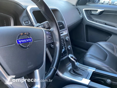 Volvo XC60 2.0 T5 Dynamic FWD Turbo 4 portas