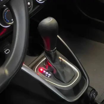 CRONOS DRIVE 1.3 8V Flex Aut.