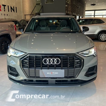 Q3 Black Ed. 1.4 TFSI Flex/Black S-tron.