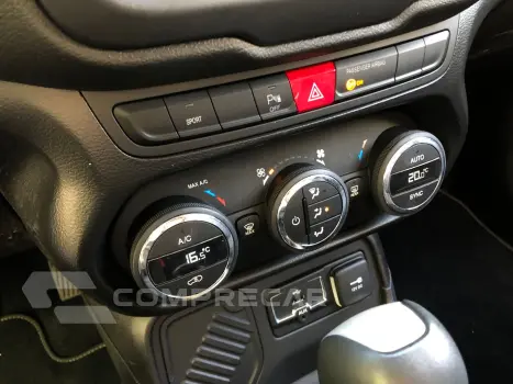 Renegade 1.8 16V Flex Limited 4P Automático