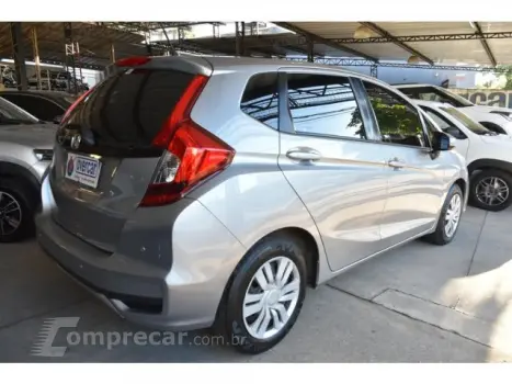 FIT - 1.5 PERSONAL 16V 4P AUTOMÁTICO