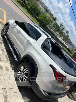 TORO 2.0 16V Turbo Ranch 4WD AT9