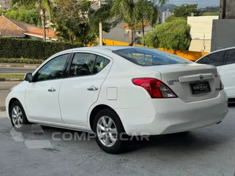 VERSA SL 1.6 16V Flex Fuel 4p Mec.