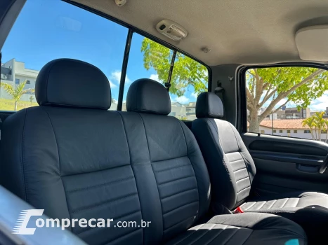 F-250 3.9 XLT 4X2 CS DIESEL 2P MANUAL