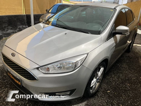 FORD FOCUS 2.0 SE Sedan 16V 4 portas