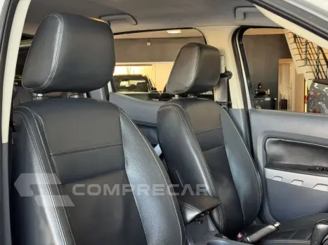 Ranger 3.2 20V XLT 4X4 CABINE DUPLA TURBO DIESEL AUTOMÁTICO