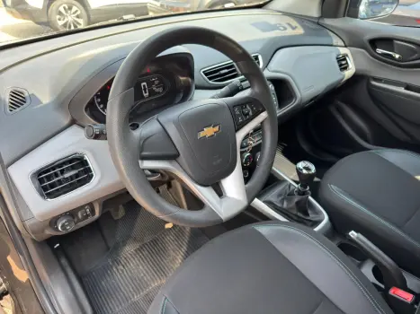 Onix Hatch 1.4 4P FLEX LT