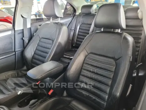 JETTA Highline 2.0 TSI 16V 4p Tiptronic
