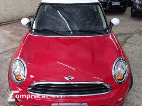 One 1.6 16V Gasolina 2P Automático