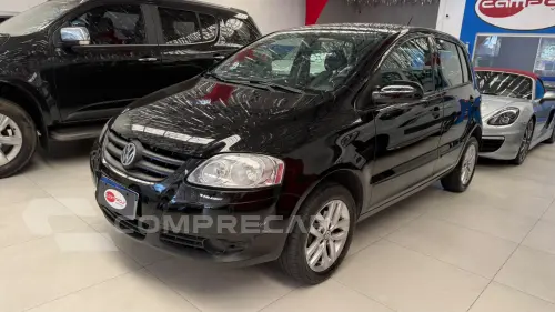 Volkswagen FOX 1.6 MI Route 8V 4 portas