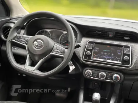 Kicks Sense 1.6 (Flex) (Aut)