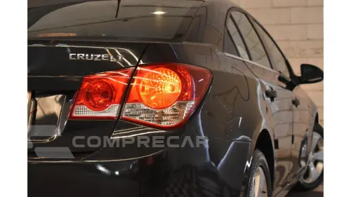 CRUZE SEDAN - 1.8 LT 16V 4P AUTOMÁTICO