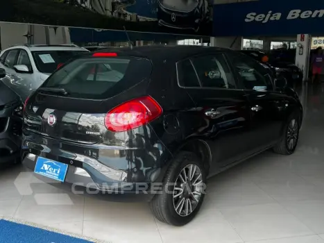 Bravo ESSENCE 1.8 Flex 16V 5p