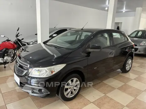 CHEVROLET ONIX 1.0 4 portas
