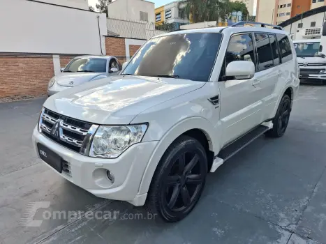 Mitsubishi PAJERO FULL 3.2 HPE 4X4 16V Turbo Intercooler 4 portas