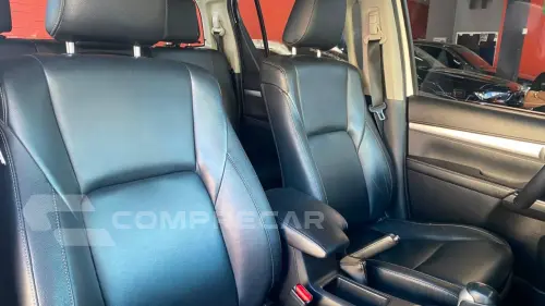 TOYOTA HILUX 2.7 SRV 4X2 CD 16V
